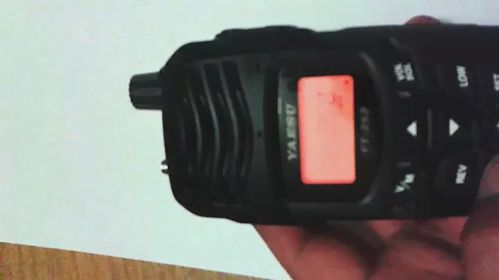 yaesu ft 252 grabar frecuencias en memorias del equipo.