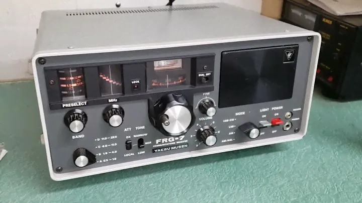 Yaesu FRG-7 Communications Receiver