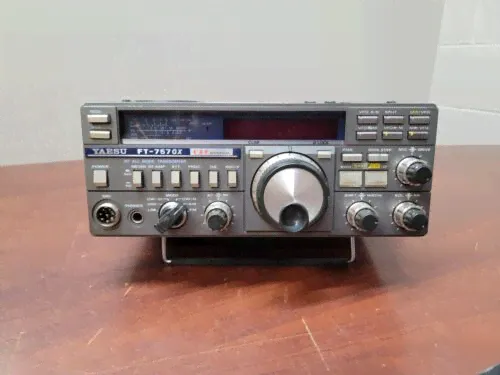 Yaesu FT-757GX 100W Ham Radio Transceiver CAT System c-x