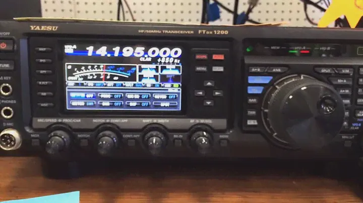 Comparing FTdx3000 FTdx1200 FT450D  Part 2