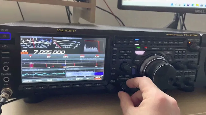 Yaesu FTdx101MP - красивое радио.