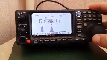 Yaesu VR-5000 Band Scope operation  (antenna long wire 23m. and BALUN 1:9)