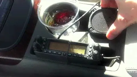 Installing a Yaesu FT-8900 in an Audi A4.  N4LI