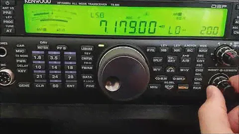 Сравнить Kenwood TS-590S и Yaesu FT DX 1200