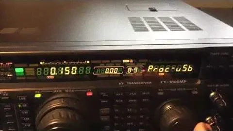 Yaesu FT1000MP - a beautiful HF transceiver