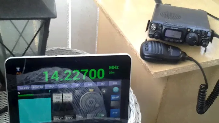 Bluetooth remote control for Yaesu FT-817 Pocket RXTX