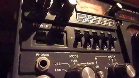 YAESU FT-101 Z  Quick close up tour.