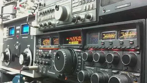 ZS2CX John 59+ VE3NGW YAESU FTDX-9000