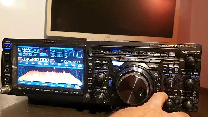 Exploring the Cutting-Edge VC-Tune Feature in the Yaesu FTDX-101D Amateur Radio Transceiver