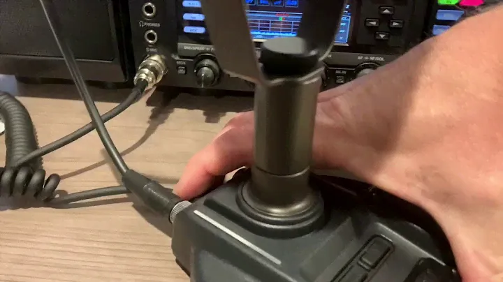 Problem with FT3000 and Desk Mic