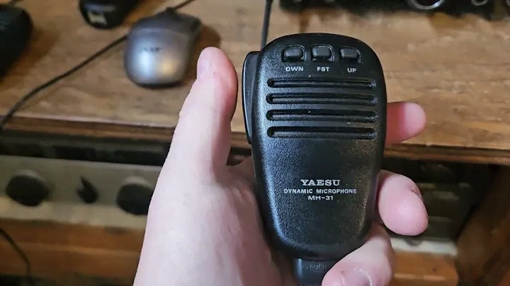 YAESU FT450D MICROPHONE COMPARISONS 🎤