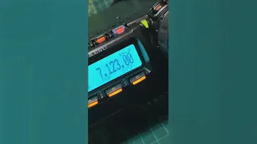 YAESU FT857